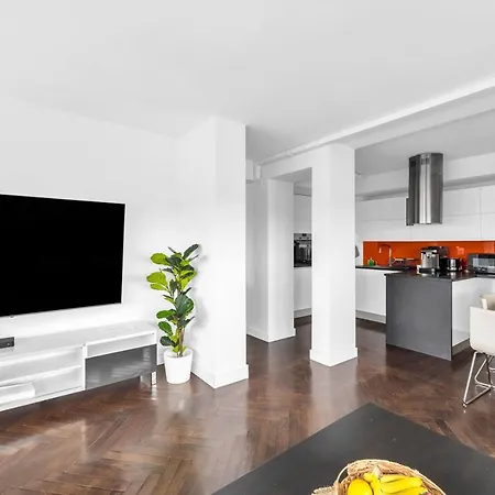 23Rd Floor 3Br Apt With Views Of Варшава Екстер'єр фото