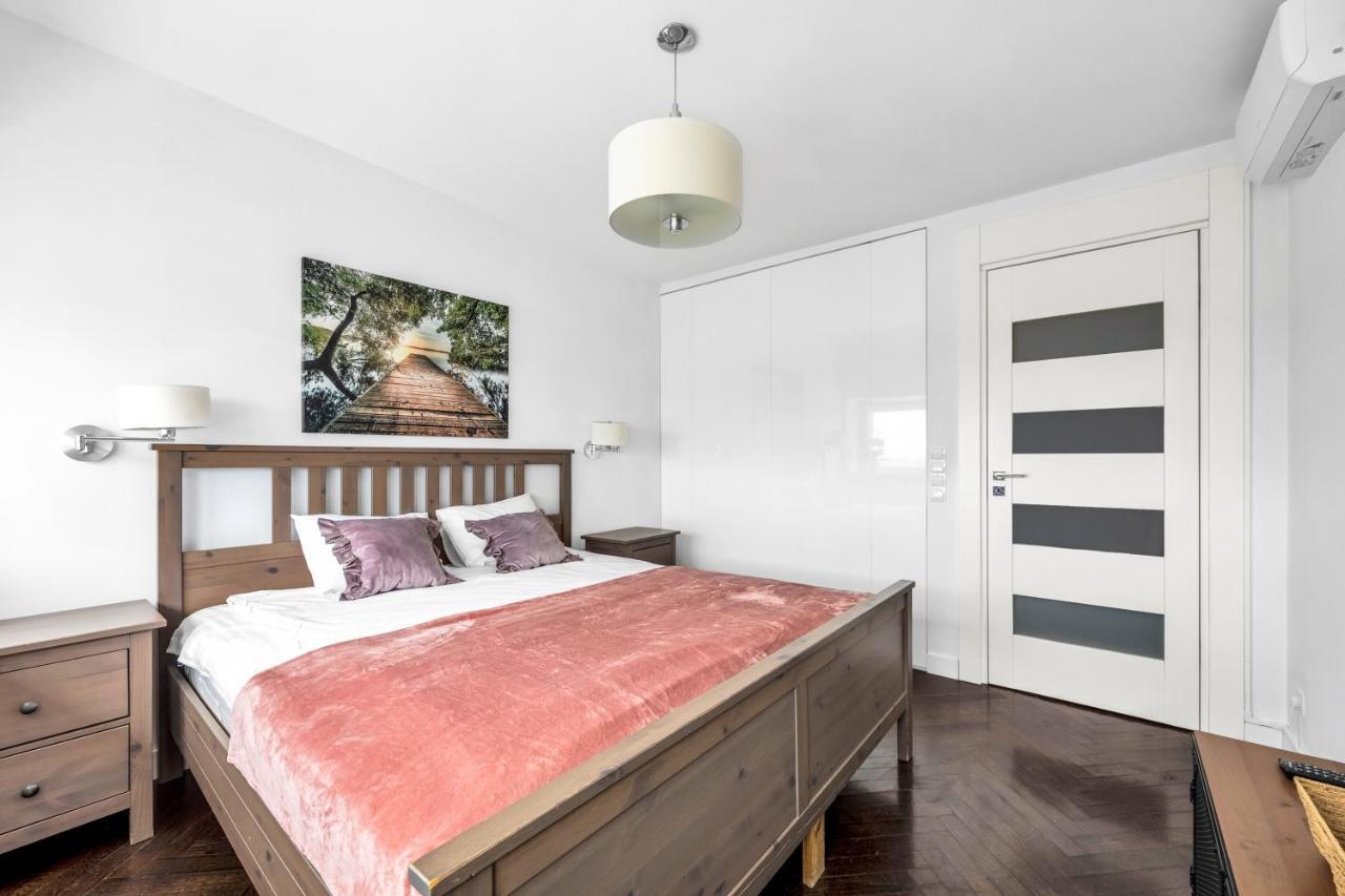 23rd Floor 3br With Views Of Varsavia